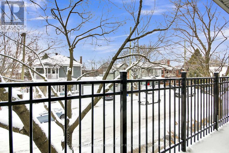 29252195/121-macdonald-street/ottawa-centregolden-triangle/ottawa/ontario/K2P1H7_42