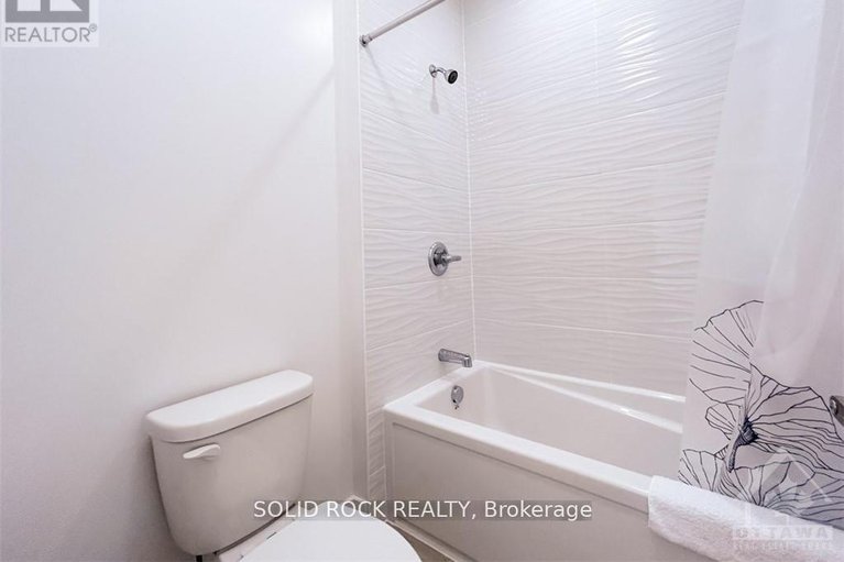 29326941/764-ovation-grove/leitrim/ottawa/ontario/K1T3X1_24
