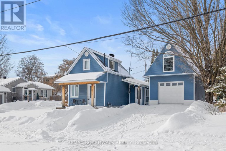 29404062/216-augusta-street/almonte/mississippi-mills/ontario/K0A1A0_2