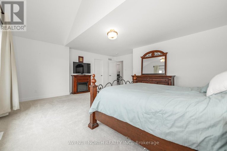 28630923/219-reisling-way/leitrim/ottawa/ontario/K1T0X1_26