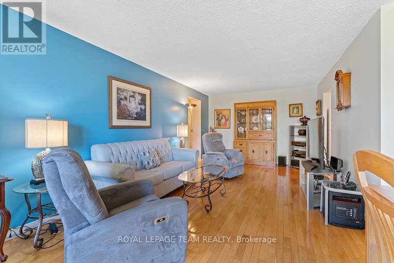 29021235/302-665-bathgate-drive/carson-meadows/ottawa/ontario/K1K3Y4_11