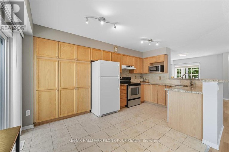 28847182/2064-breezewood-street/springridgeeast-village/ottawa/ontario/K4A4R9_6