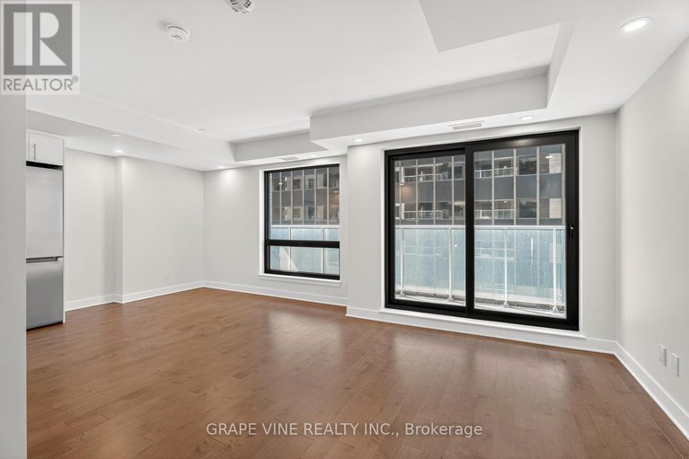 28896988/601-180-george-street/lower-townbyward-market/ottawa/ontario/K1N0G8_11