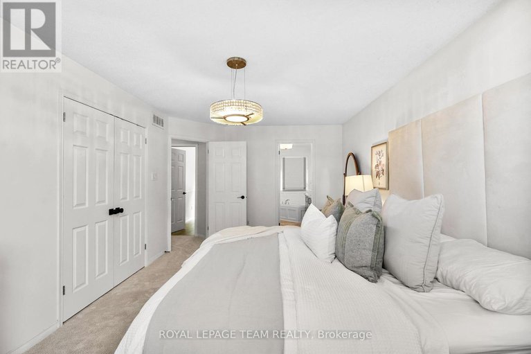 28812426/2122-saunders-avenue/woodroffe/ottawa/ontario/K2A4C7_23