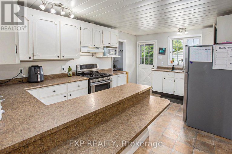 28598895/47-meikle-street/morrisburg/south-dundas/ontario/K0C1X0_6