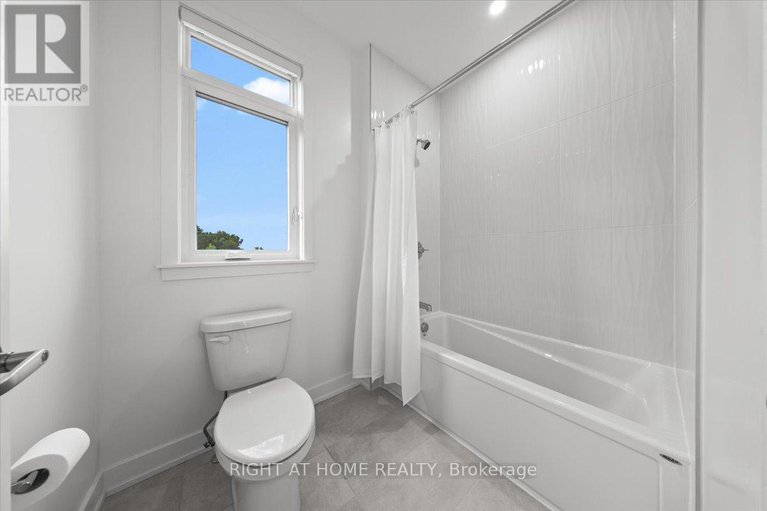 28770534/610-kenabeek-terrace/riverside-southgloucester-glen/ottawa/ontario/K4M0M3_30