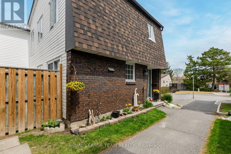 28283538/156-518-orkney-private/carleton-square/ottawa/ontario/K2C3M7_3