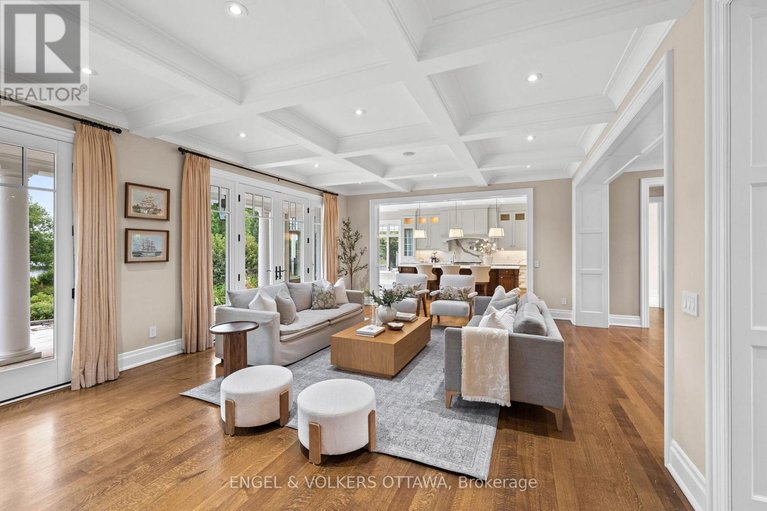 29571244/6029-rideau-valley-drive-n/manotick-south-to-roger-stevens/ottawa/ontario/K4M1B3_6