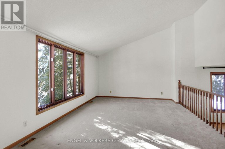 29262482/5361-hilltop-drive/manotick-long-island-nicholls-island/ottawa/ontario/K4M1G4_9