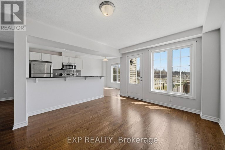 29669748/429-rosingdale-street/emerald-meadowstrailwest/ottawa/ontario/K2M0L8_7