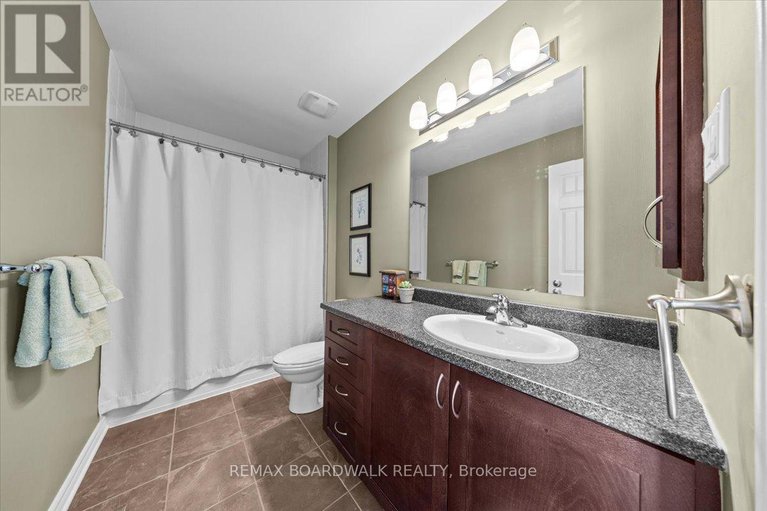 29240598/906-pellerin-place/avalon-east/ottawa/ontario/K4A0S4_30