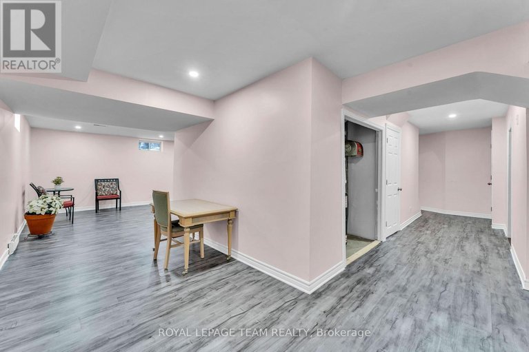 29341434/1409-mory-street/emerald-woodssawmill-creek/ottawa/ontario/K1T1C8_33