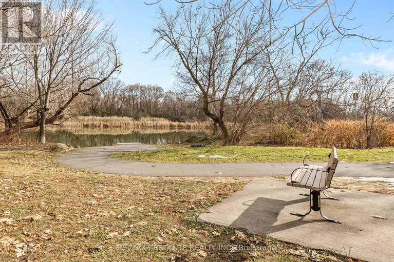 29124696/121-evelyn-avenue/ottawa-east/ottawa/ontario/K1S5K1_42