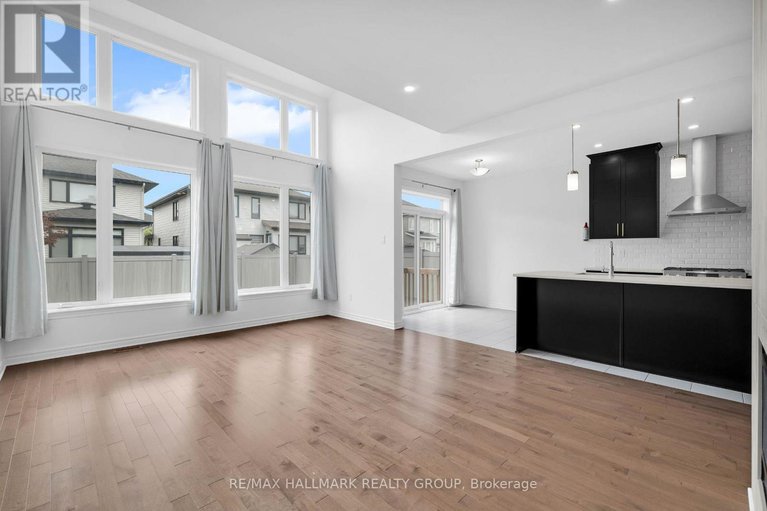 28451825/276-big-dipper-street/riverside-southgloucester-glen/ottawa/ontario/K4M0J6_8