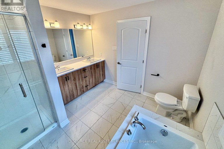 28905249/106-equitation-circle/goulbourn-twp-from-franktown-rdsouth-to-rideau/ottawa/ontario/K0A2Z0_22
