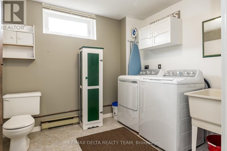 29062903/205-1720-marsala-crescent/fallingbrookpineridge/ottawa/ontario/K4A2G8_15