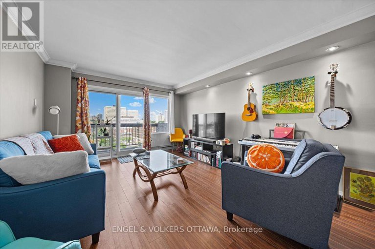 28901436/908-158a-mcarthur-avenue-e/vanier/ottawa/ontario/K1L7E7_16