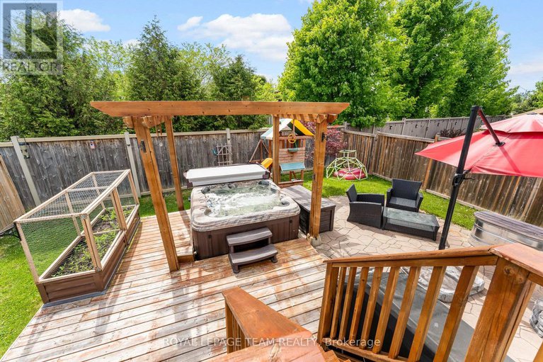 28387113/316-sugar-pine-crescent/bridlewood/ottawa/ontario/K2M0B1_39