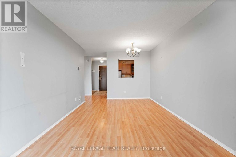 28568196/2005-1785-frobisher-lane/riverview-park/ottawa/ontario/K1G3T7_10
