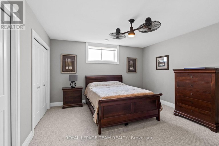 28752380/14-granite-street/clarencerockland-twp/clarence-rockland/ontario/K4K0J2_35
