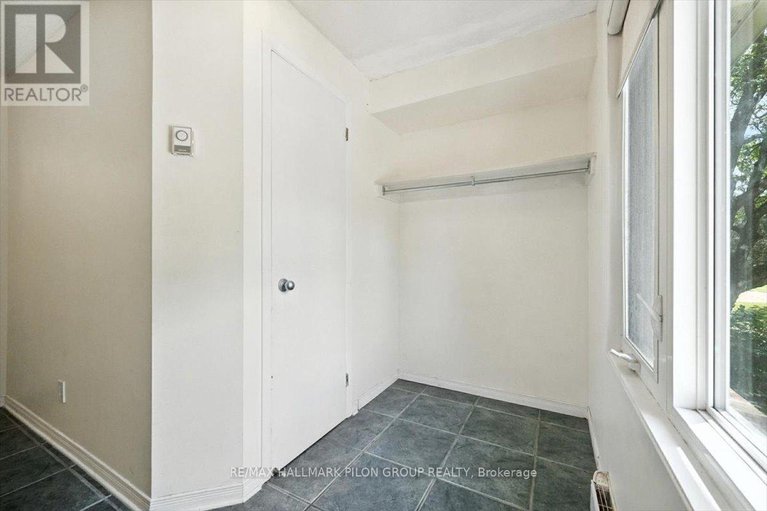 29180737/a-6748-jeanne-darc-boulevard/convent-glen-north/ottawa/ontario/K1C6E9_14