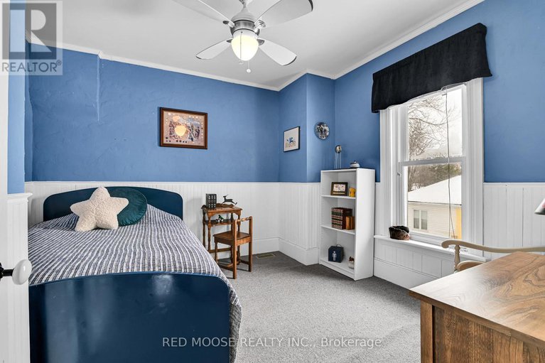 29413617/489-fred-street/winchester/north-dundas/ontario/K0C2K0_31