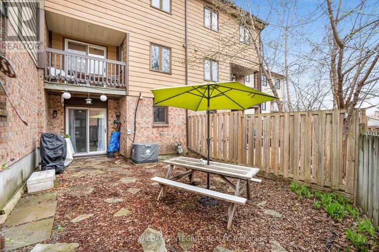 28271638/1471-bryson-lane/sawmill-creektimbermill/ottawa/ontario/K1T2T7_28
