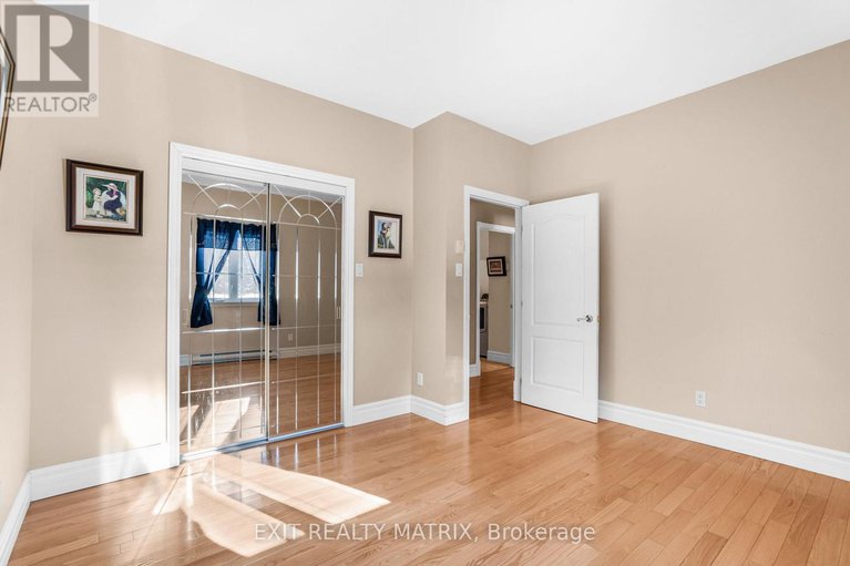 27814681/1854-principale-street/east-hawkesbury/ontario/K0B1A0_22