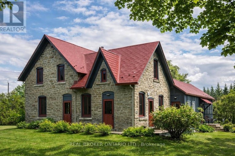 29603322/2090-beach-road/north-grenville-twp-kemptville-south/north-grenville/ontario/K0G1S0_1