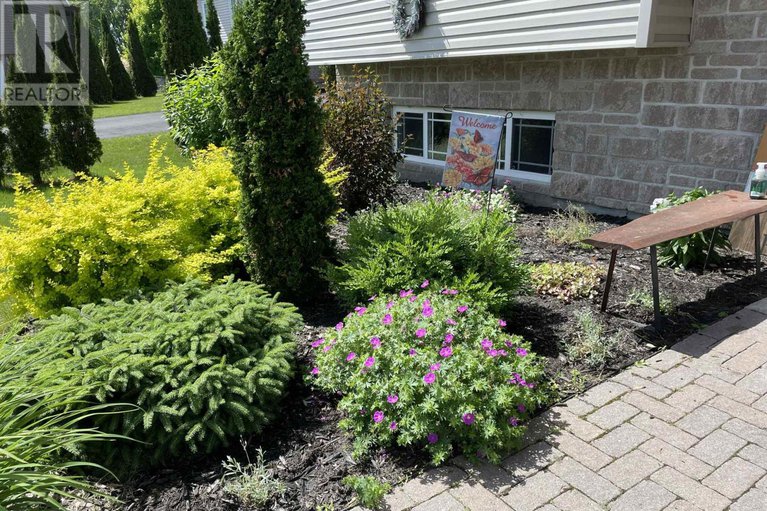 29120038/4298-schell-street/south-dundas-williamsburgh-twp/south-dundas/ontario/K0C2H0_24