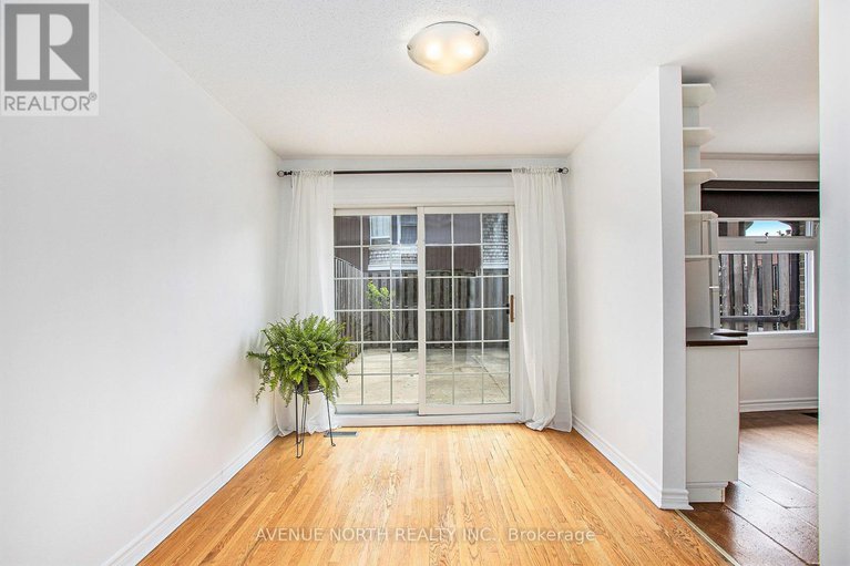 28651208/767-a-springland-drive/mooneys-bayriverside-park/ottawa/ontario/K1V6L9_10