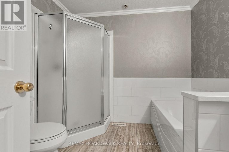 29251894/42-college-circle/castle-heights/ottawa/ontario/K1K4R8_27