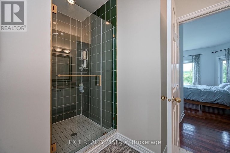 28117535/2158-old-prescott-road/osgoode-twp-north-of-reg-rd-6/ottawa/ontario/K4P1L9_31