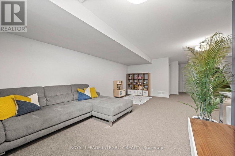 29460827/110-larimar-circle/riverside-southgloucester-glen/ottawa/ontario/K1X0B6_29