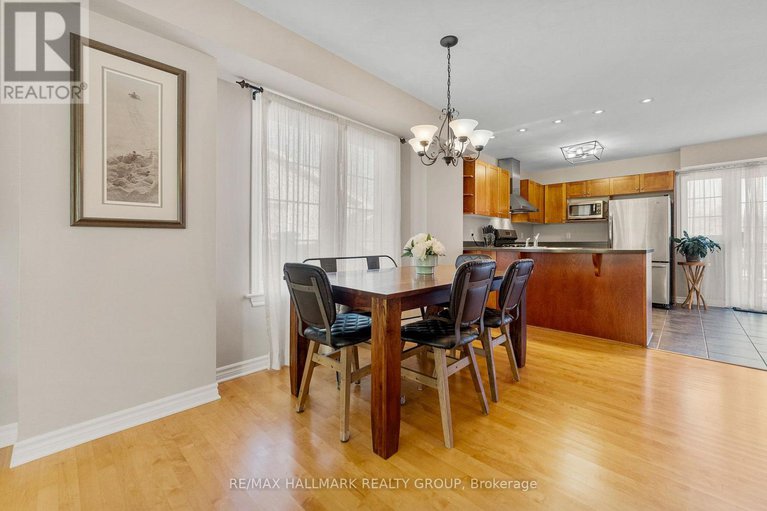 29051360/440-edgeworth-avenue/woodroffe/ottawa/ontario/K2B5L1_16