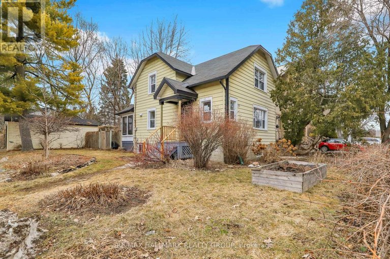 29565294/105-queen-mary-street/overbrookcastle-heights/ottawa/ontario/K1K1X4_1