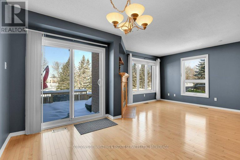 29228348/6370-sablewood-place/chapel-hill/ottawa/ontario/K1C7M3_12