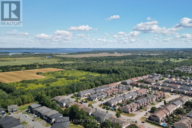 28767577/363-celtic-ridge-crescent/morgans-grantsouth-march/ottawa/ontario/K2W0B6_39