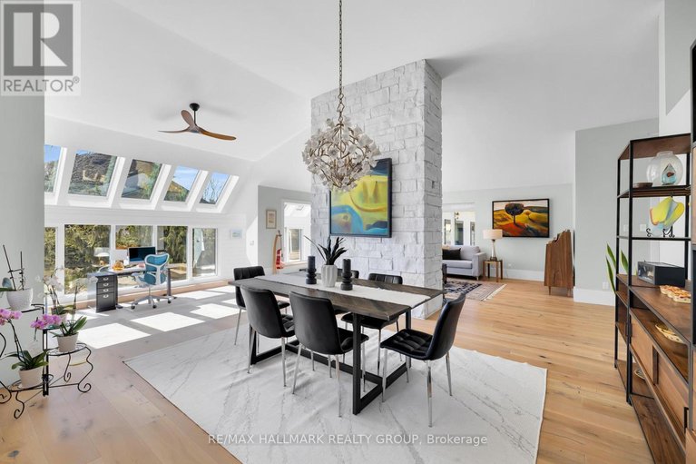 29588477/5567-south-island-park-drive/manotick-long-island-nicholls-island/ottawa/ontario/K4M1J2_11