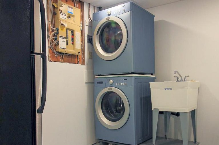 29052412/1080-des-ormes-place/convent-glen-north/ottawa/ontario/K1C5L7_12