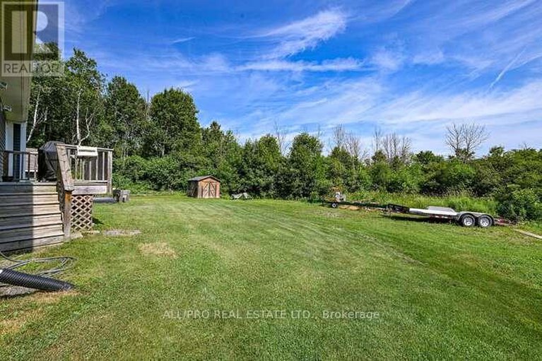 28596832/831-bolton-road/north-grenville-twp-kemptville-south/north-grenville/ontario/K0G1N0_19