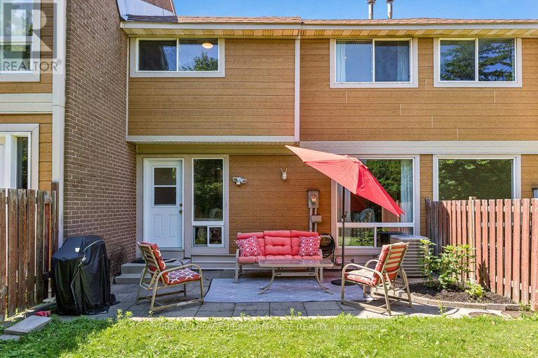 28585598/74-4634-cosmic-place/pineview/ottawa/ontario/K1B4R8_41
