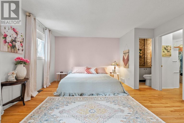 29485311/1126-millwood-court/convent-glen-north/ottawa/ontario/K1C3G1_22