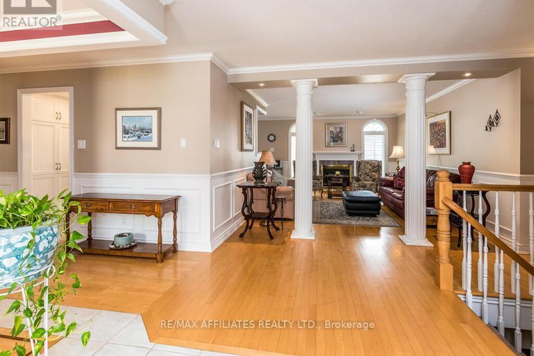28461946/32-mika-street/stittsville-north/ottawa/ontario/K2S1K8_4