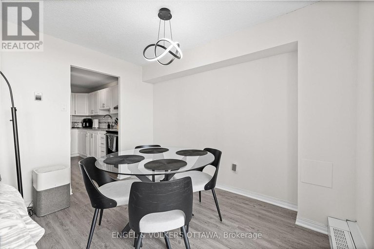 28310183/1404-665-bathgate-drive/carson-meadows/ottawa/ontario/K1K3Y4_6