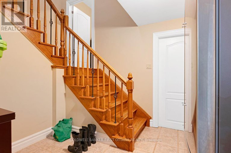 28050284/556-west-point-drive/drummondnorth-elmsley-north-elmsley-twp/drummondnorth-elmsley/ontario/K7H3C7_31