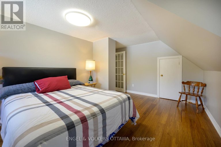28821513/6258-richmond-road/south-of-fallowfield-road/ottawa/ontario/K0A2Z0_22