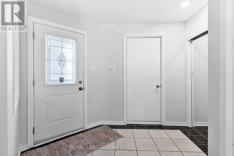 28651706/41-peterson-place/katimavik/ottawa/ontario/K2L4A8_4