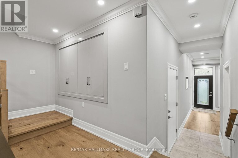 29074498/217-belford-crescent/westborohampton-park/ottawa/ontario/K1Z7A9_14