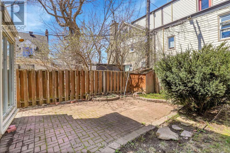 28244394/303-sherwood-drive/civic-hospital/ottawa/ontario/K1Y3W7_32